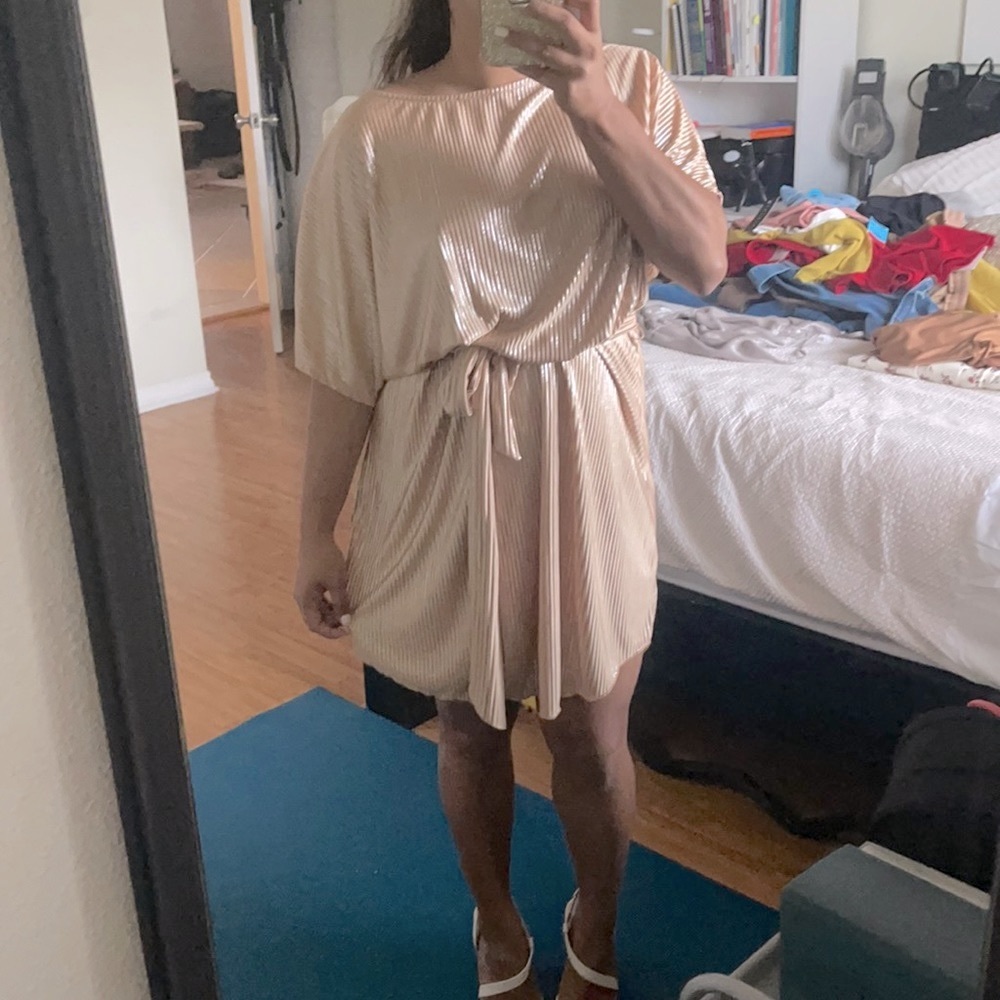 Casual champagne dress🧡 Size M